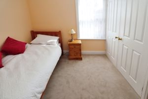 COLNE ROAD- click for photo gallery